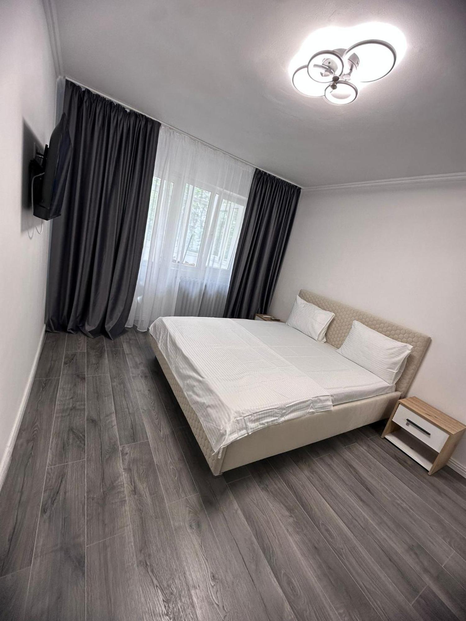 Apartament 3 Camere Trapezului Бухарест Екстер'єр фото
